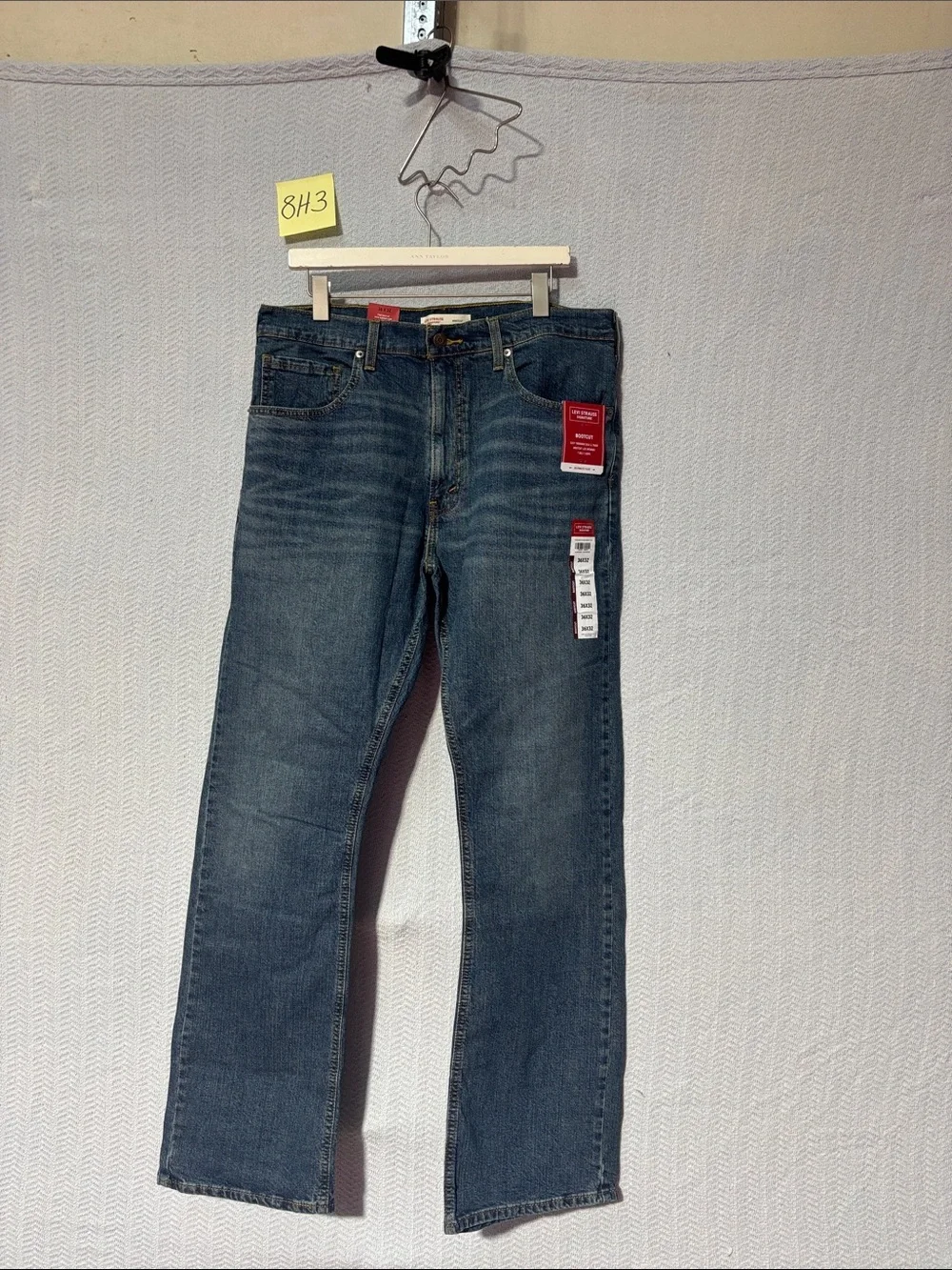 Levi Strauss 36x32 bootcut jeans
